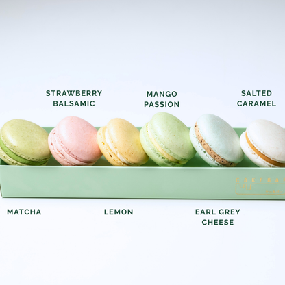 Macarons Box of 6 CNY