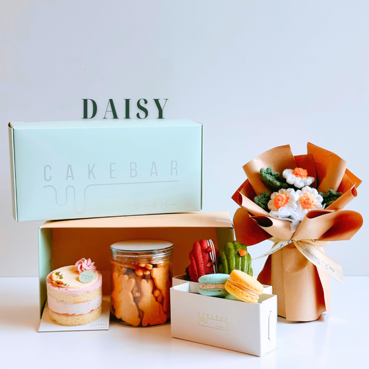 Amour Joie de Pastry Gift | Little Daisy - $68.00