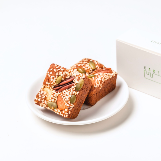 Petite Cake Box of 2